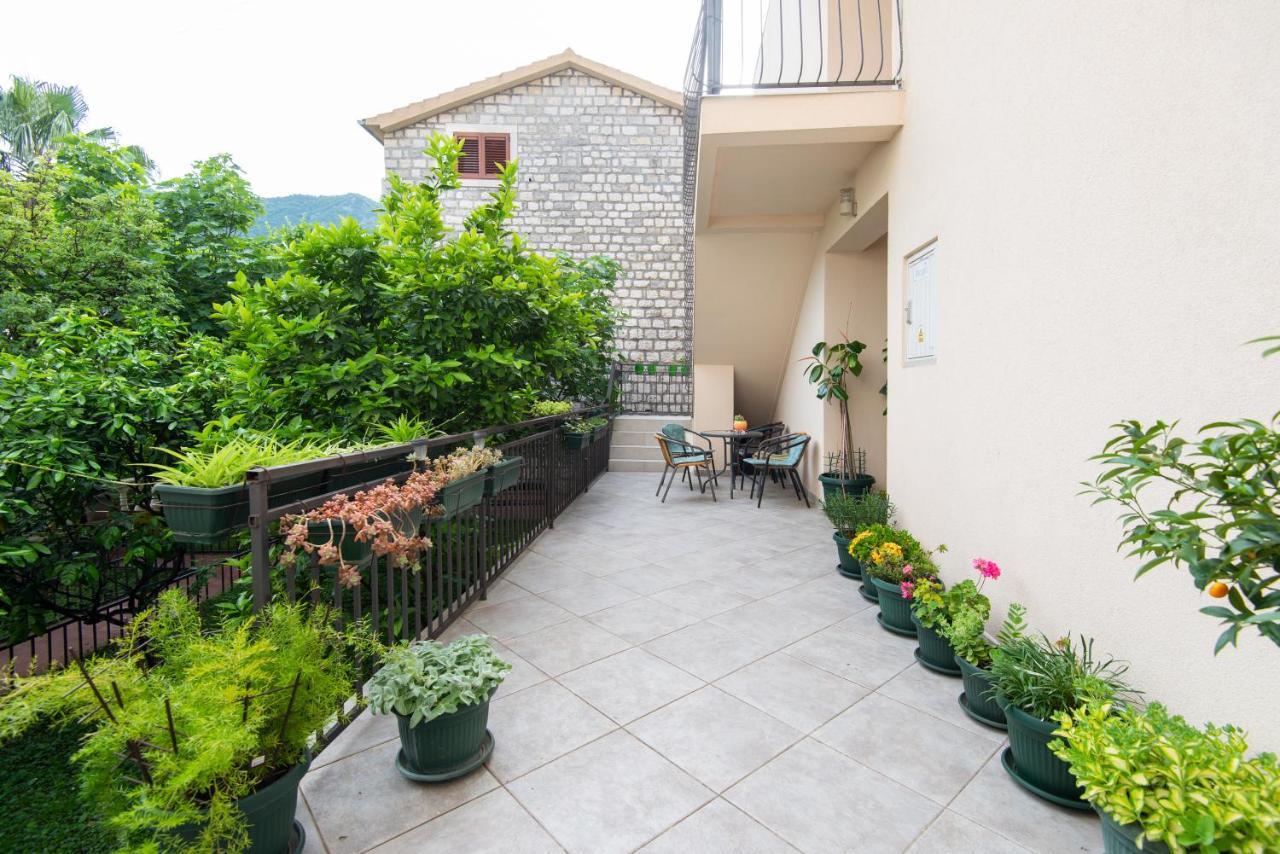 Apartments Kiki Котор Экстерьер фото